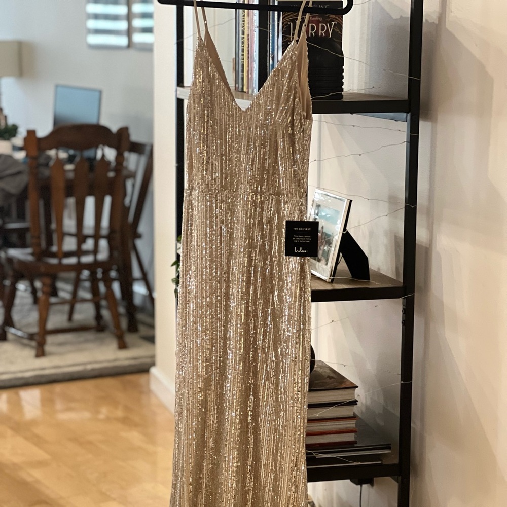Lulus formal champagne gold dress (with tags)